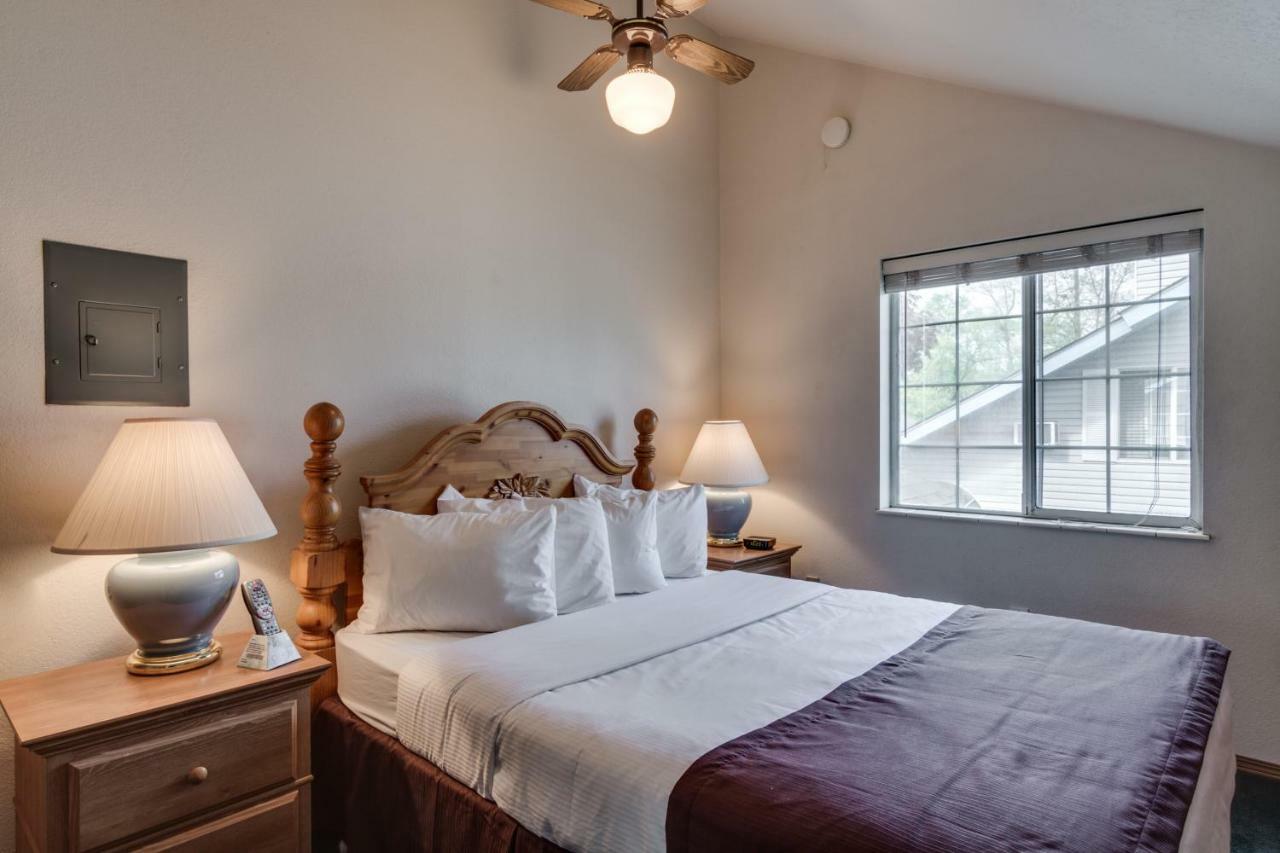 Turning Leaf Townhome Suites Fairwood Экстерьер фото