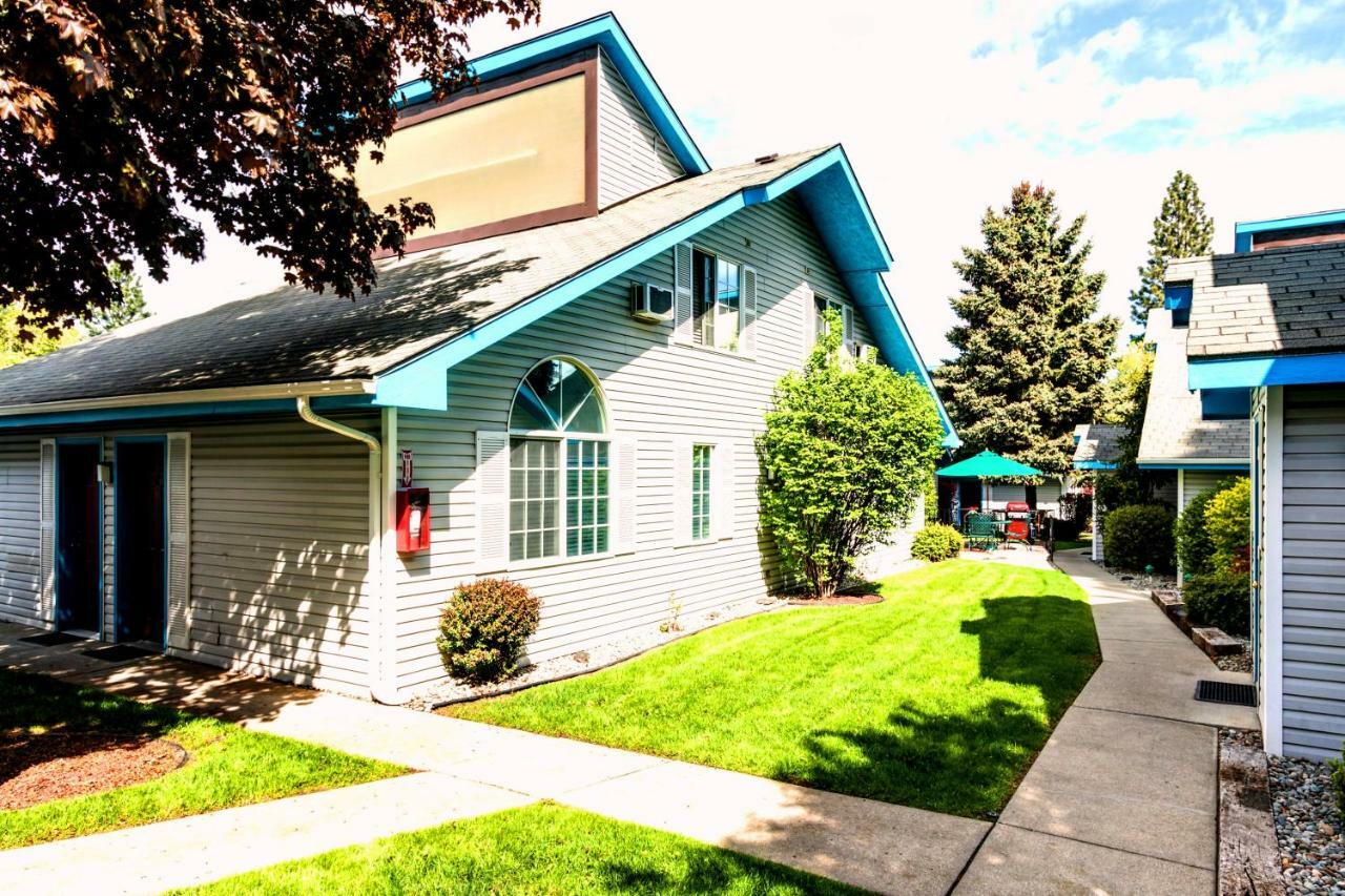Turning Leaf Townhome Suites Fairwood Экстерьер фото
